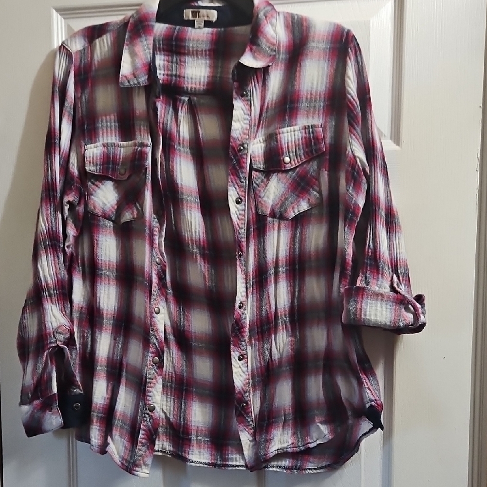 Kut from the Kloth Red and White Plaid Button Down Shirt